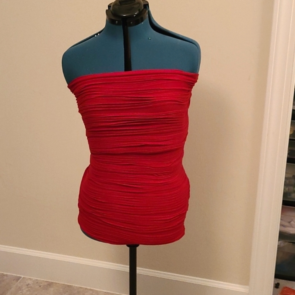 ULTIMATE BODYCON RED DRESS